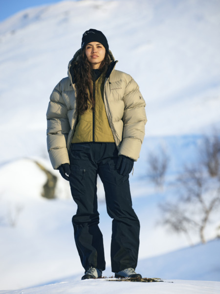 PEAK PERFORMANCE OUTLET